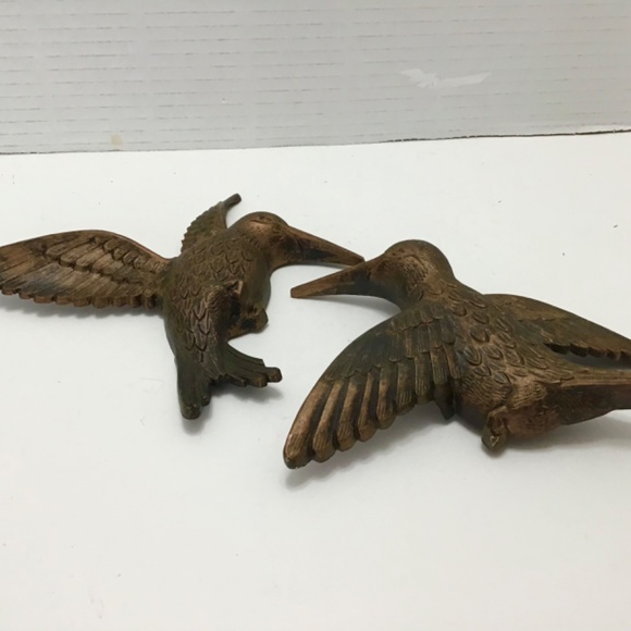 Vintage Hummingbird Wall Decor 2 Hanging Bird Garden Nature Home - Picture 3 of 7